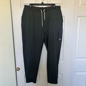 NWT Vuori Sunday Performance Joggers Color Aspen Heather Men’s XL